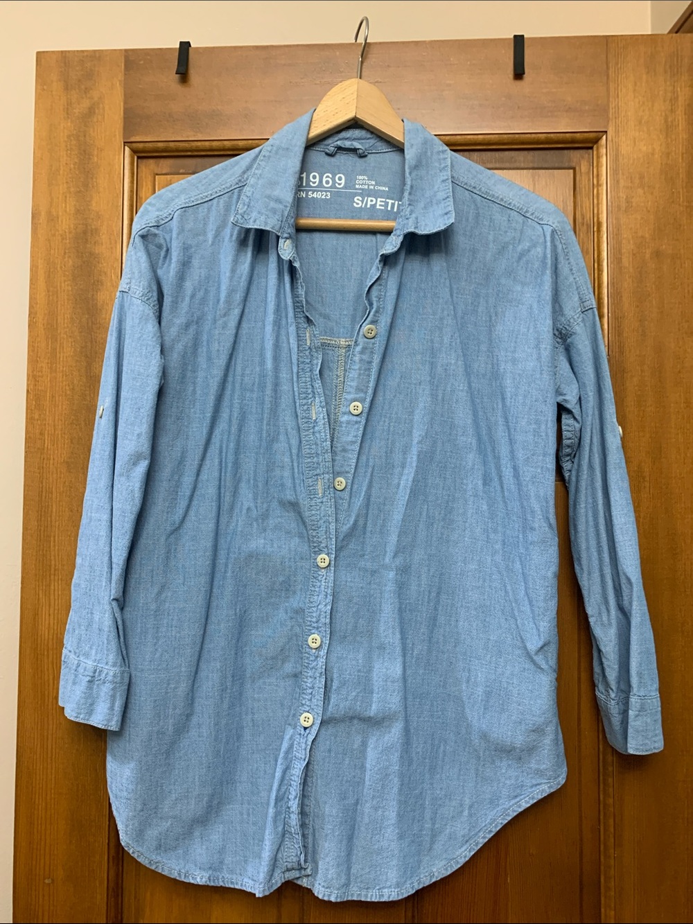 Gap Light Wash Chambray Button-Up Shirt